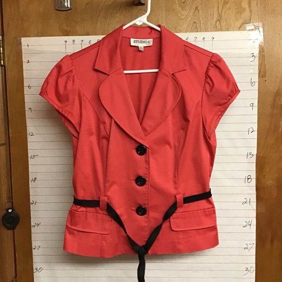 STUDIO 1 .. 2 pc suit .. Print skirt & Coral top sz 12 .. Coral, White and Black - Picture 2 of 7